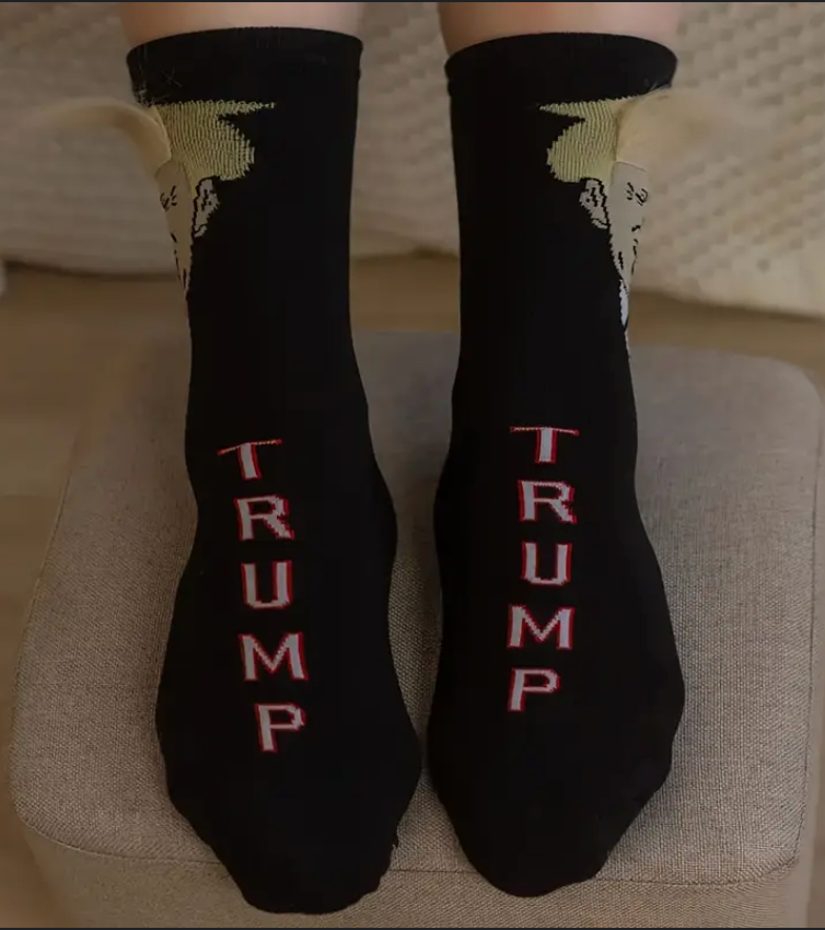 Socken im Politiker-Style